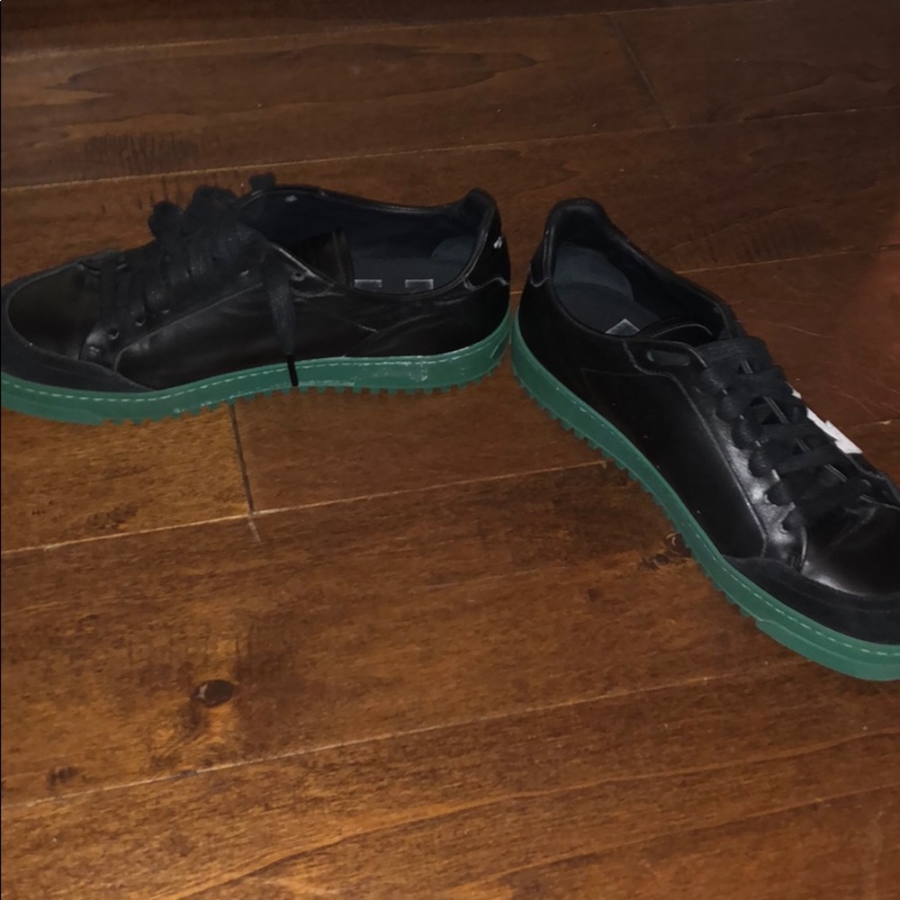 off white shoes - Picture 6 of 6